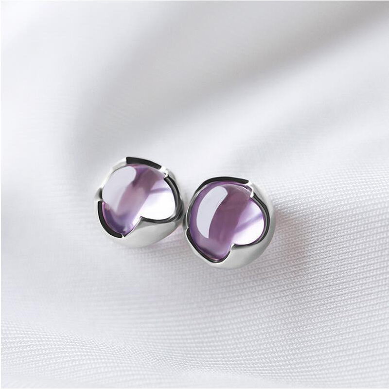 Éblouissantes Boucles d'Oreilles en Cristal Sphérique Violet avec Finition Argentée