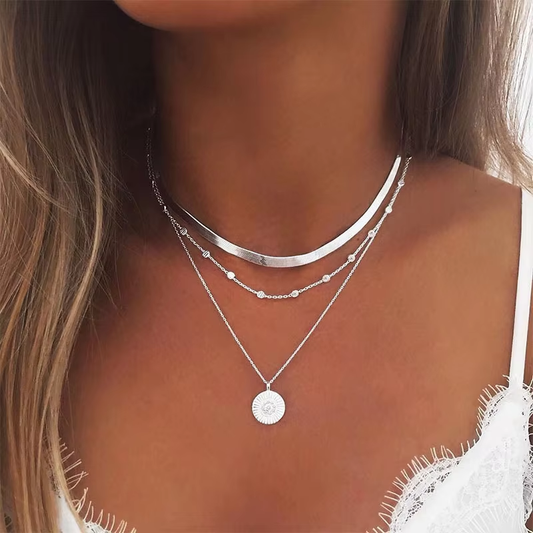 Élégant collier en argent sterling